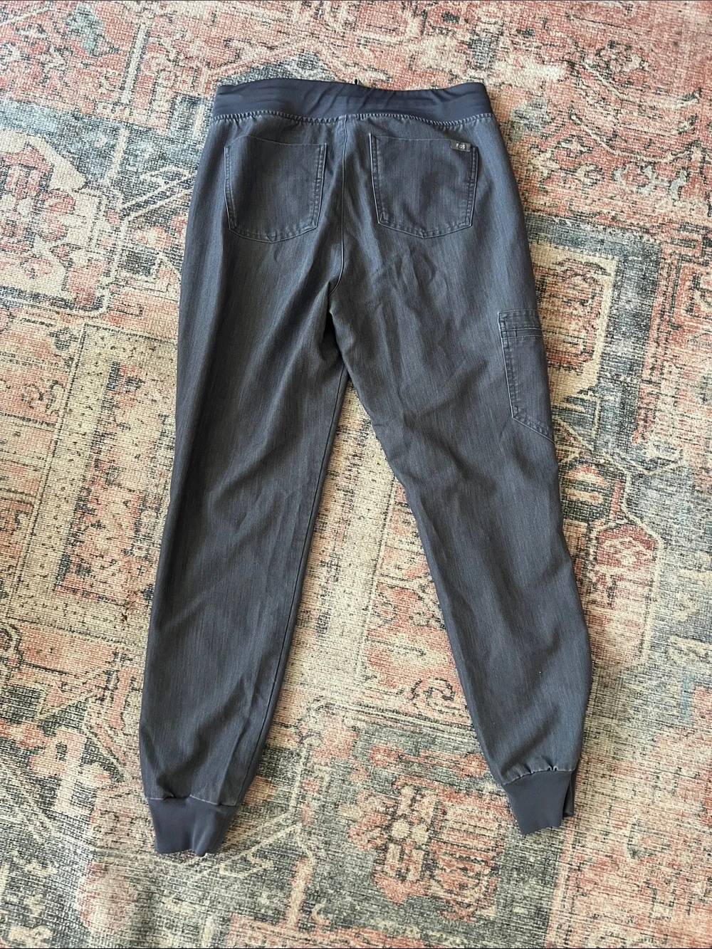 Figs Women’s Zamora Charcoal Drawstring Joggers Small
